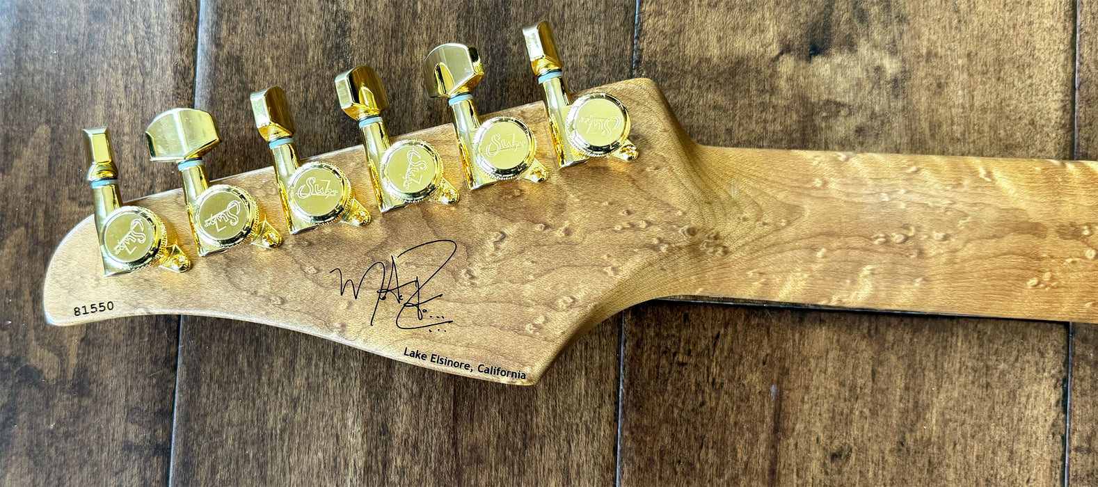 Suhr Mateus Asato Signature Classic S Electric Guitar Black Gloss 81550