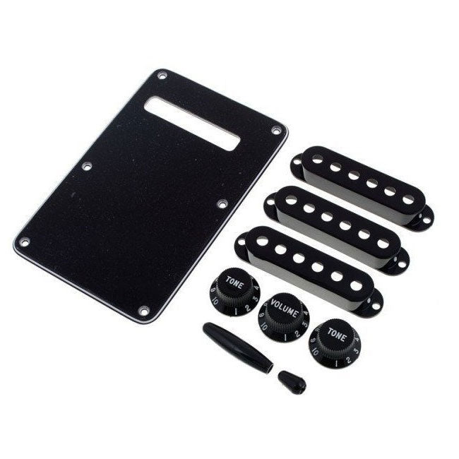 Fender USA Black Accessory Kit For Stratocaster 0991363000