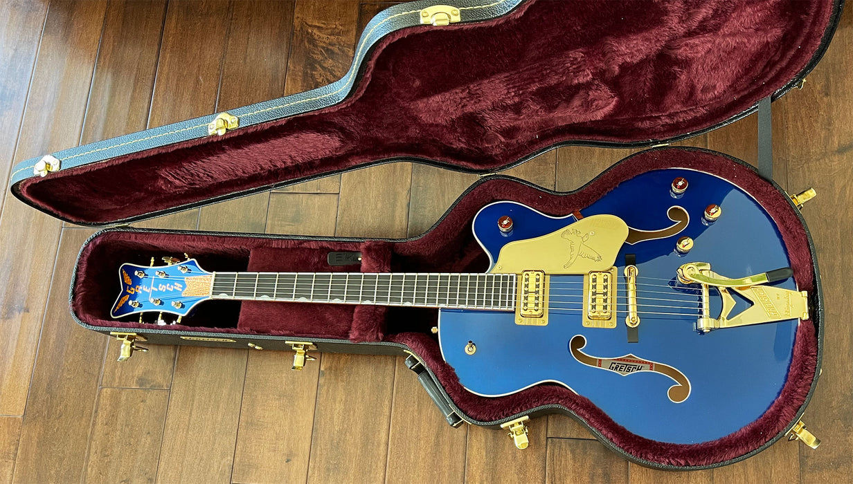 Gretsch G6136T-AZM-LTD Limited Edition Falcon with Bigsby in Azure Metallic