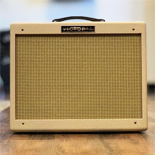 Victoria 22w Club Deluxe Reverb 1x12 Combo Amplifier