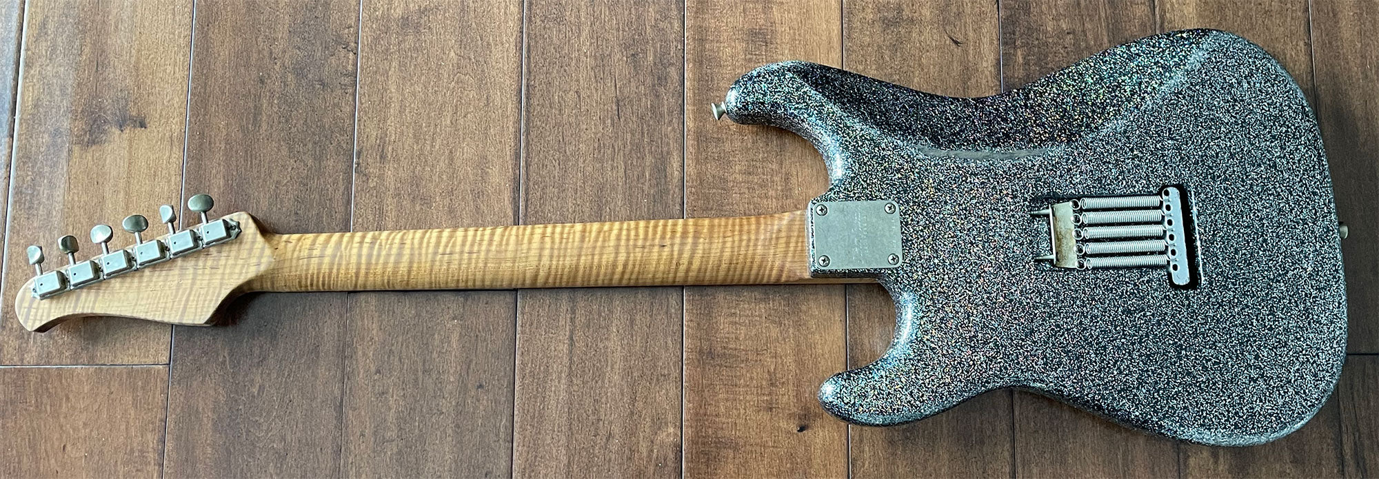 Xotic California Classic XSC-2 Electric Guitar Halo Sparkle over Black 2635